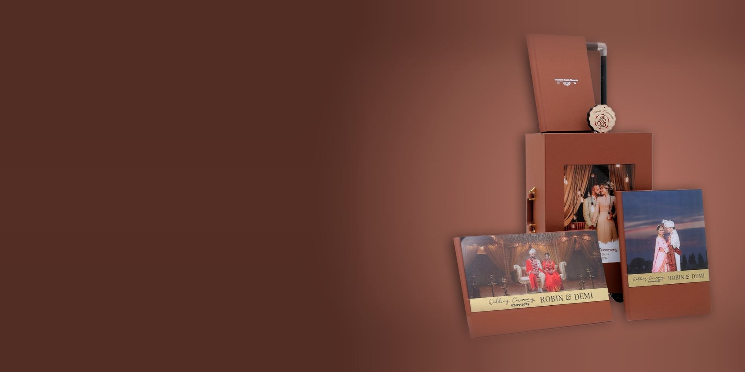 Trolley wedding album set with matching albums